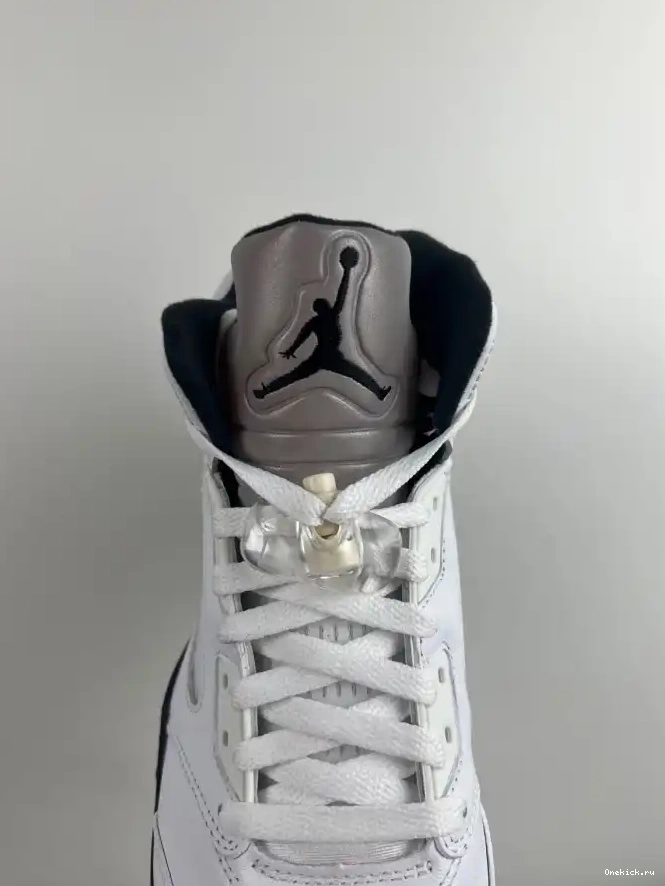 One Kick BLACK' DD0587-110 'WHITE JORDAN RETRO AIR 5 0626